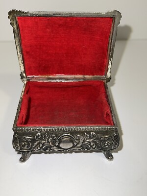 Vintage Trinket/Jewelry Box Silver Metal Colonial Scene Footed