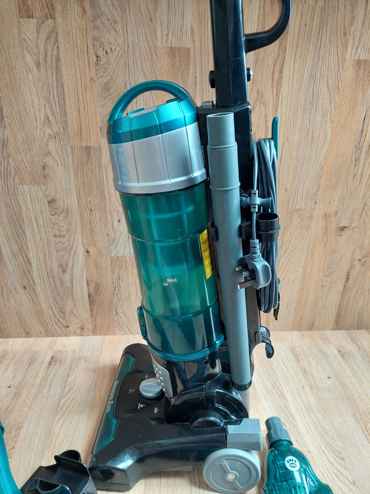 Hoover 91LA170281 Breeze Evo Corded Bagless Upright Vacuum (478) eBay
