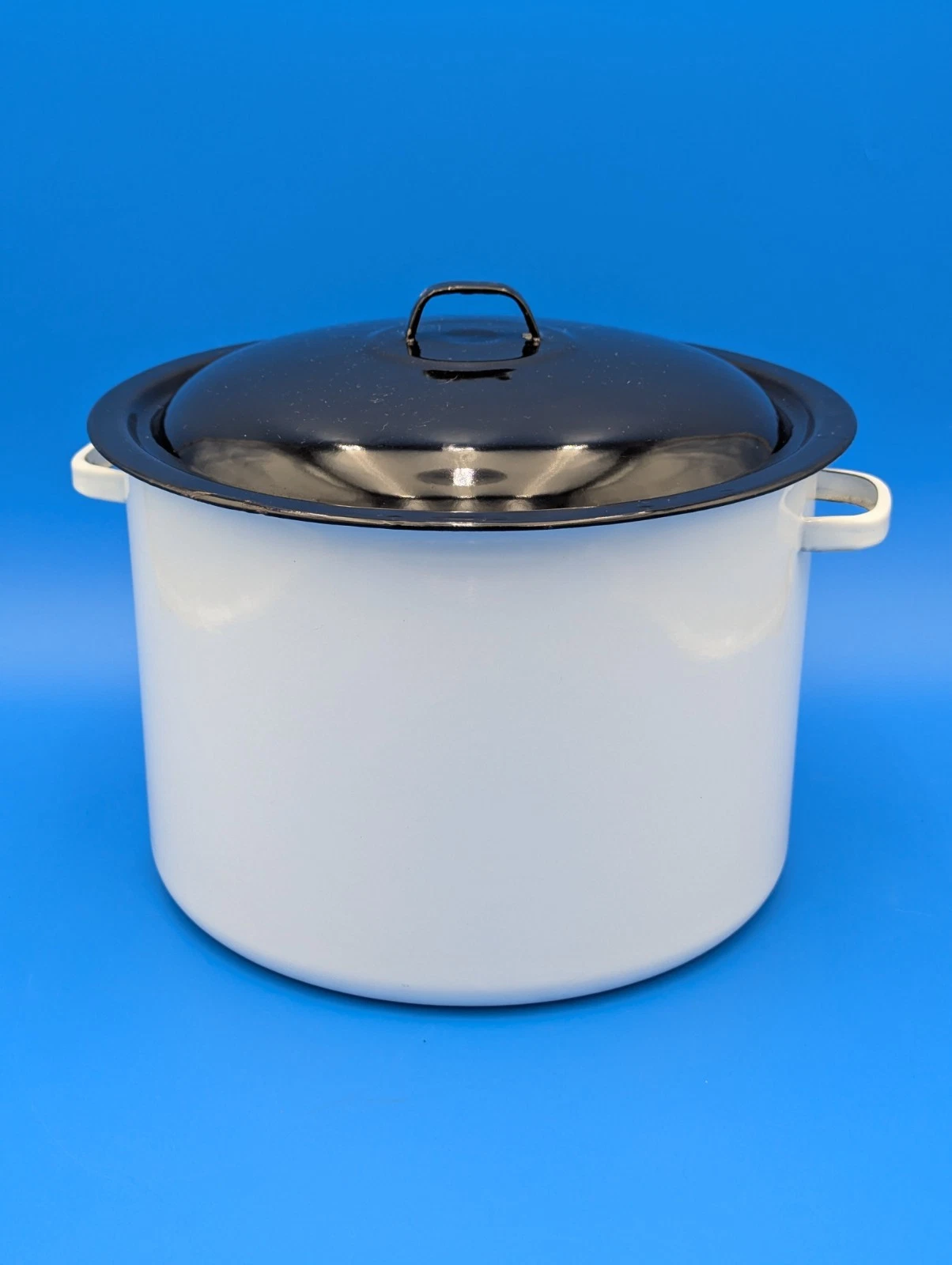 Enamelware Pot White w/ Black Lid Large Cooking Stockpot 11.25" Retro Vintage