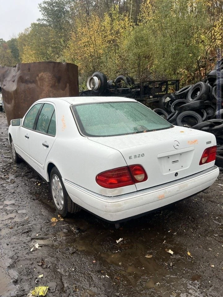 Guardabarros derecho pasajero 210 tipo E430 compatible con 96-99 MERCEDES CLASE E 36500 Foto 3 de 4