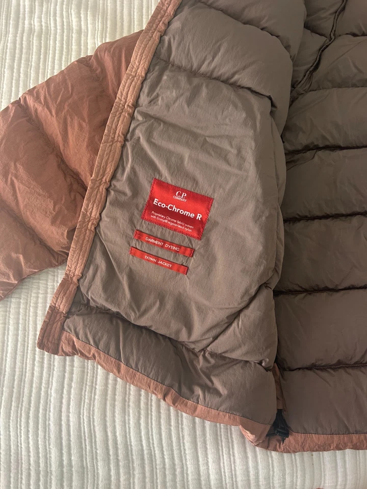 CP Company Puffer jacket size 52 coral color Deadstock condition.(photo size 48) - Image 3 of 4