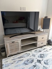 Loaf TV Console Unit Table/Stand for TV Accessories Toot Sweet