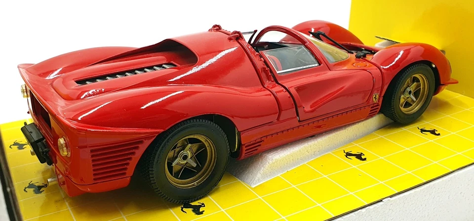 Revell 1/18 Scale Diecast 48822 - Ferrari 330 P4 - Rosso Red - Image 2 of 4