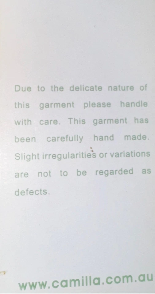 Caftán de lentejuelas doradas Camilla Foto 3 de 4