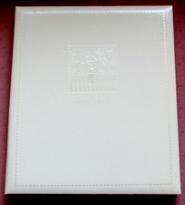 Hallmark Scrapbook Photo Expandable Album   Memories House and Garden PHA6082