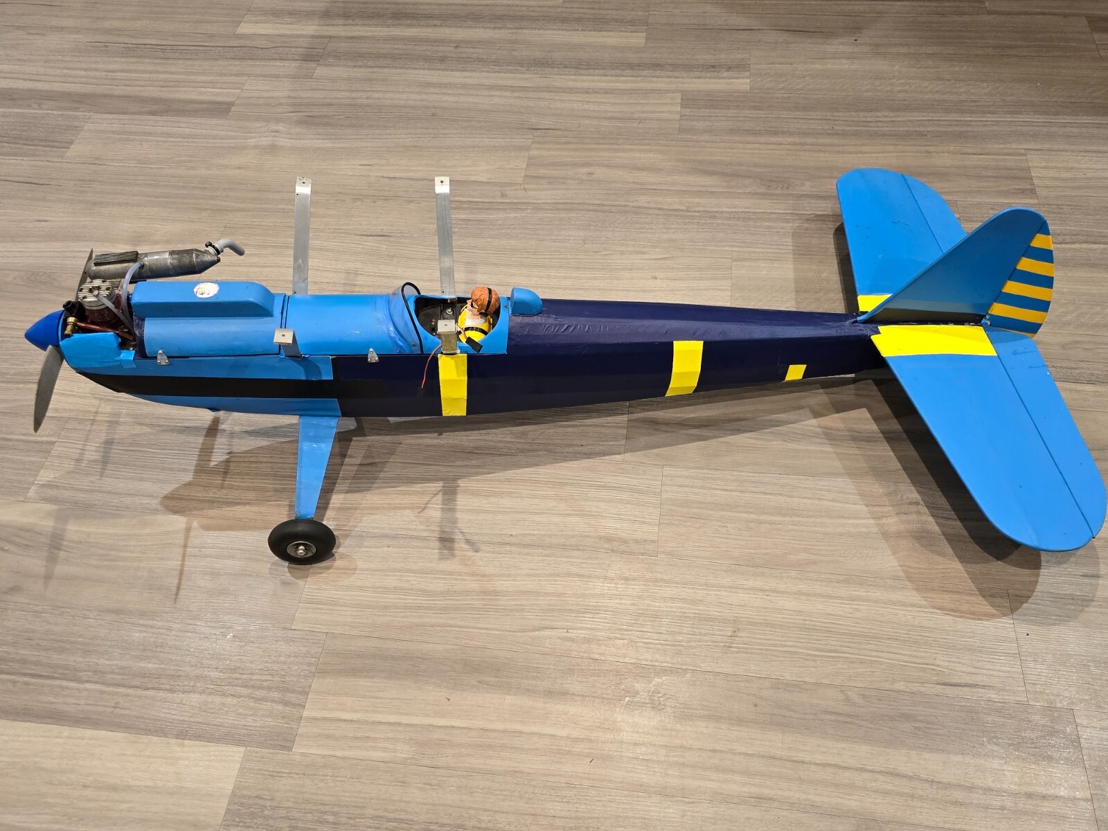 David Boddington Barnstormer RC Plane, 180cm span Irvine 53, Hitec