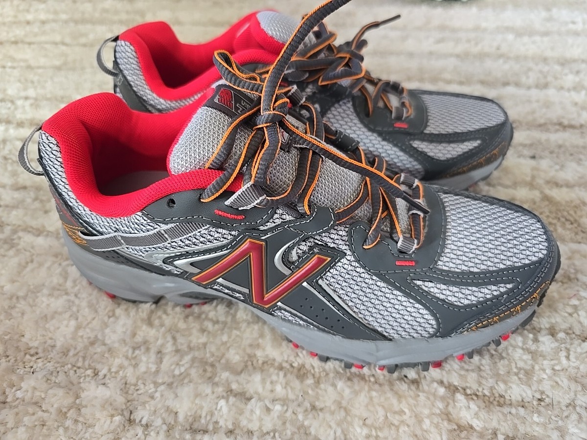 Womens Sneakers New Balance 411v2 Walking Shoes New Balance