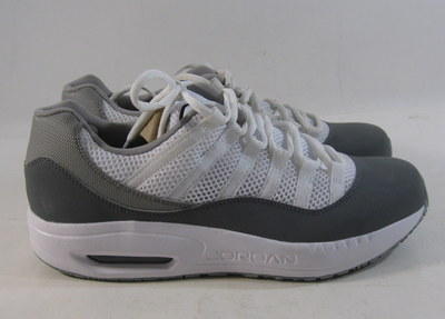 Jordan Comfort Vis 11 Basketball Shoes 444905-101 White  display picture 3
