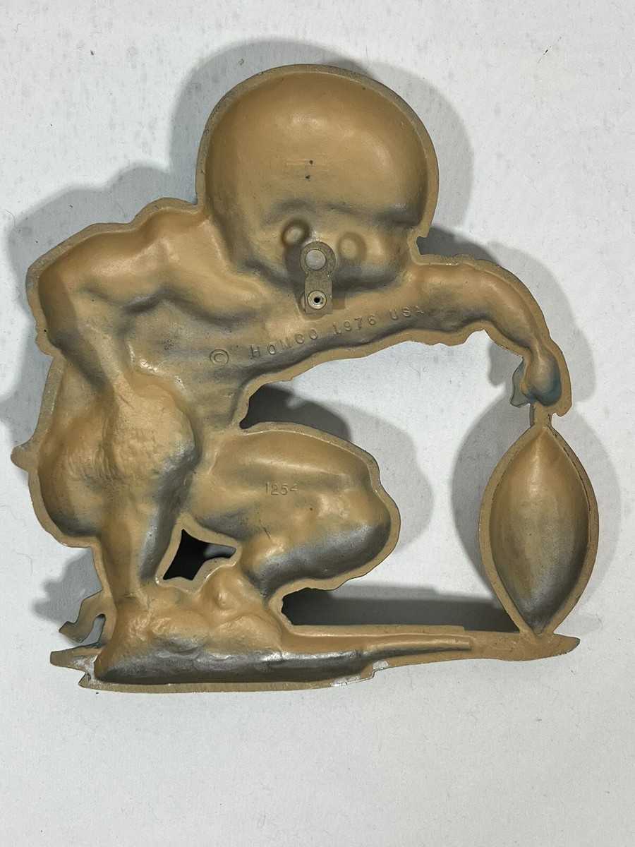 Vintage Homco Metal Football Player Wall Hanging Plaque