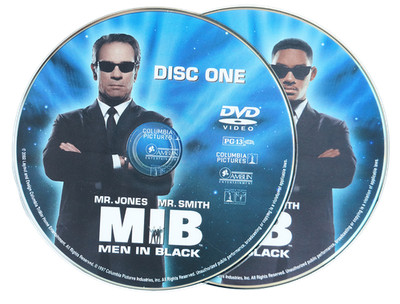 Men In Black DVD 2002 2-Disc Set Will Smith Tommy Lee Jones PG-13
