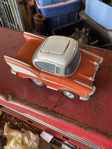 🦄ERTL "REVIE" Red & White '1957 {Chevy Bel Air Sport Coupe} Classic Car Toy!