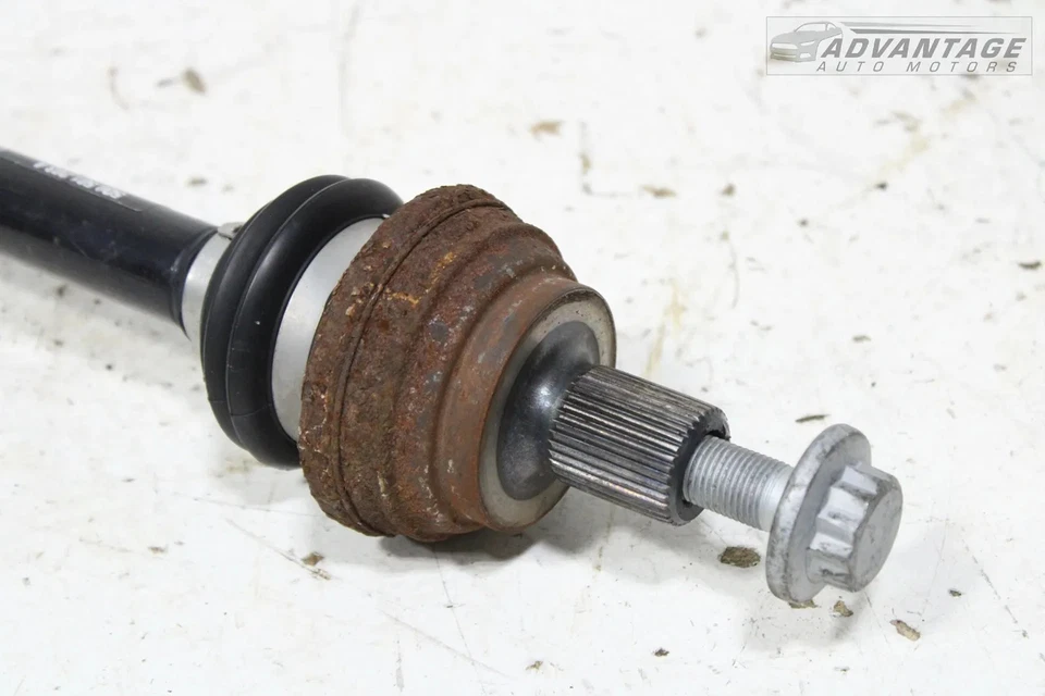 AUDI A3 QUATTRO 2015-2024 AWD eje trasero izquierdo junta CV U OEM Foto 4 de 4