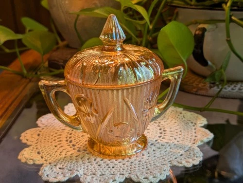Vtg Jeanette Glass Iris Herringbone Marigold Carnival Sugar Bowl Dble Handle Lid