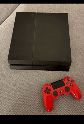 Sony PlayStation 4 Heimkonsole schwarz mit rotem Controller