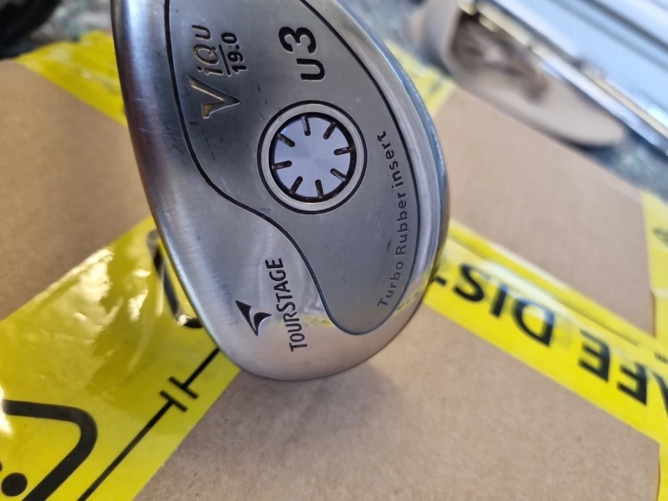 Bridgestone Tourstage ViQ 19° U3 Hybrid Regular Graphite Shaft Tour Stage Grip - Image 3 of 4