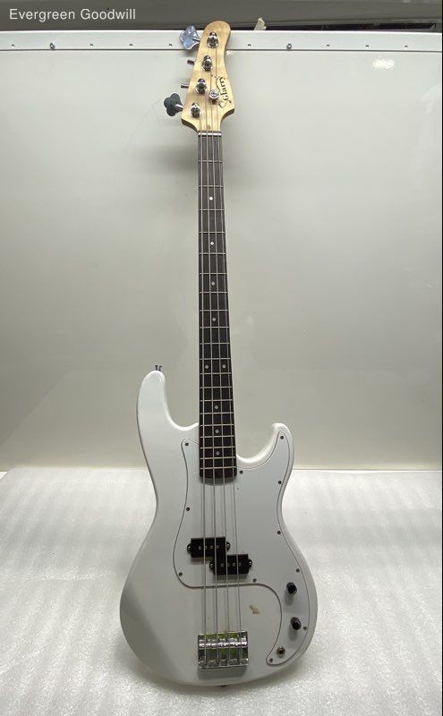 White Glarry 46'' Electric Bass Guitar - Missing 2 Tuning Pegs
