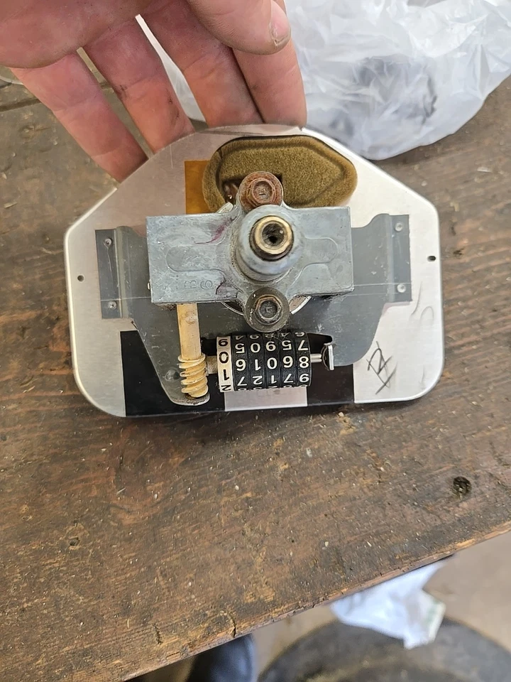 DE COLECCIÓN 69 TORINO RANCHERO BONITO ORIG. FORD VELOCÍMETRO C9OF 17265 N COCHE AUTO Foto 2 de 2