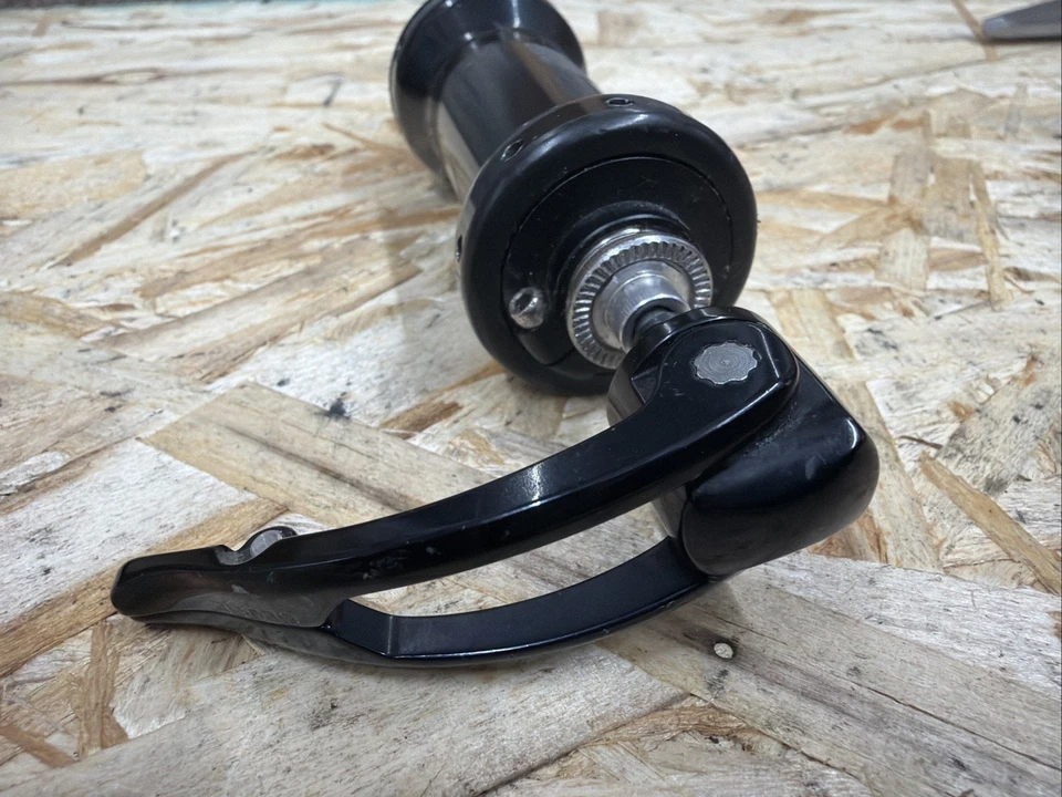 Buje delantero Campagnolo Bora One 100 mm 18h 18 radios agujero de Bora una rueda Foto 4 de 4