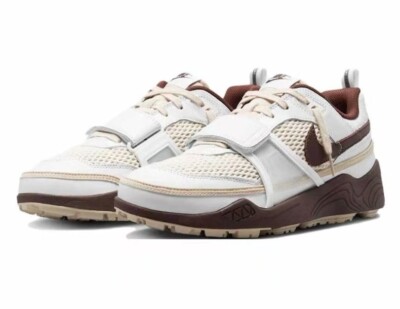 Size 9 - Nike Travis Scott x Zoom Field Jaxx Light Chocolate