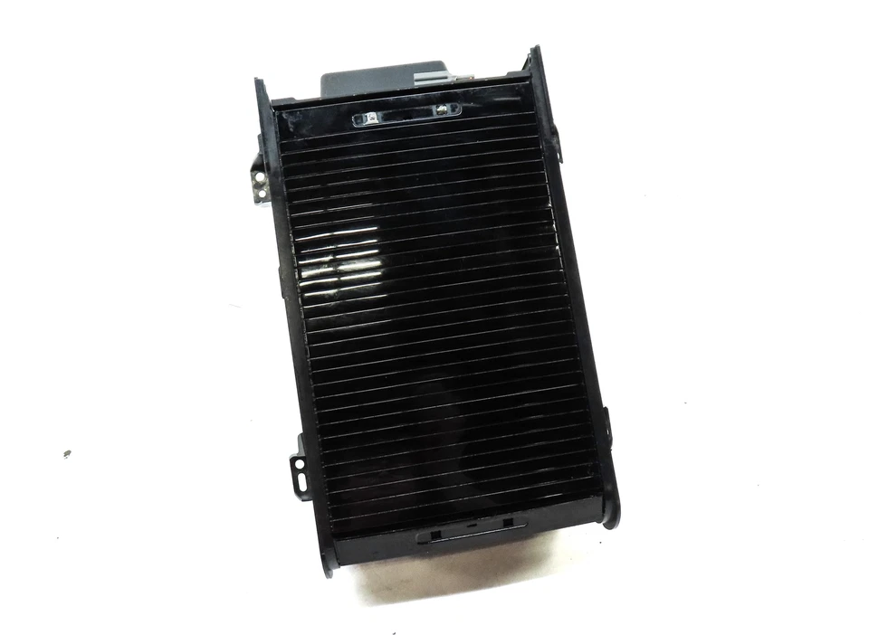 Land Rover Discovery Sport (L550) 2016 consola central delantera portavasos con USB de 5 V Foto 2 de 4