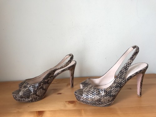 tahari slingback pumps