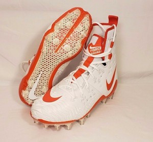 extra wide mens football cleats