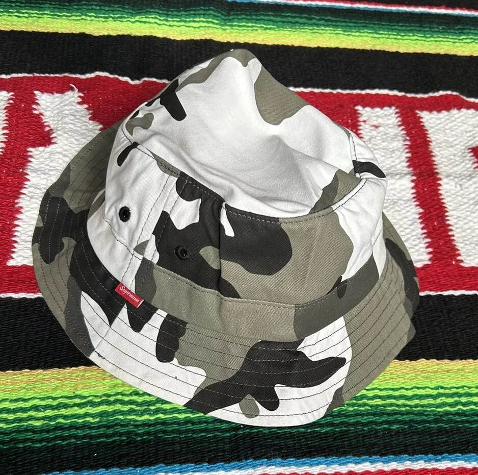 CHAPEAU SEAU SUPREME SNOW CAMO CRUSHER M/L NEUF AVEC ÉTIQUETTES FW13 RARE