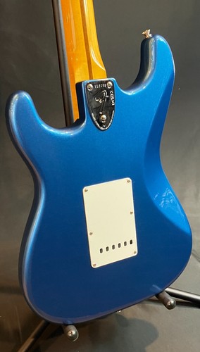 Fender American Vintage II 1973 Stratocaster Electric Guitar Lake Placid Blue - Picture 11 of 13