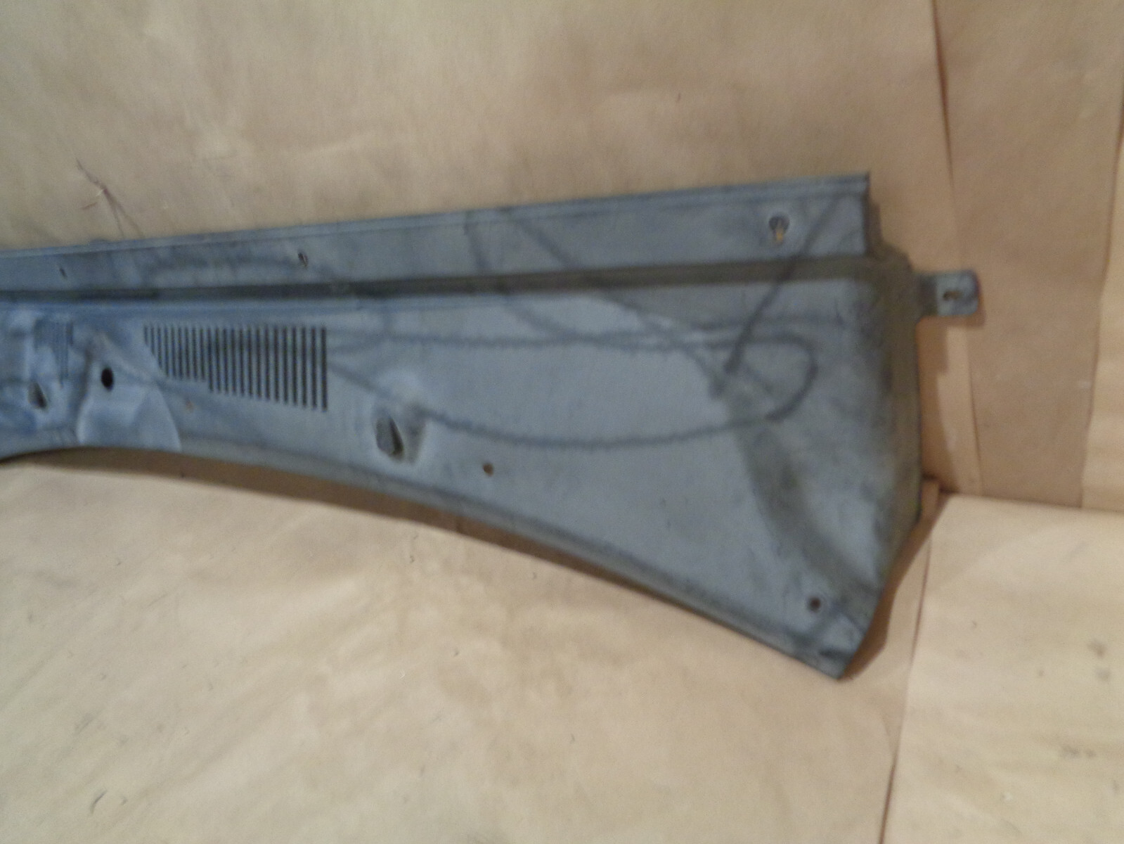 Maserati 4200 - Front Center Under Windshield Cowl Plate - USED - P/N  66365800