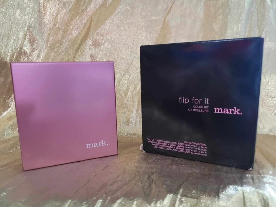 Avon MARK Flip For It Color Kit TOKYO Makeup Kit ~ NIB ~ NEXT DAY FAST SHIPPING - Image 3 of 4