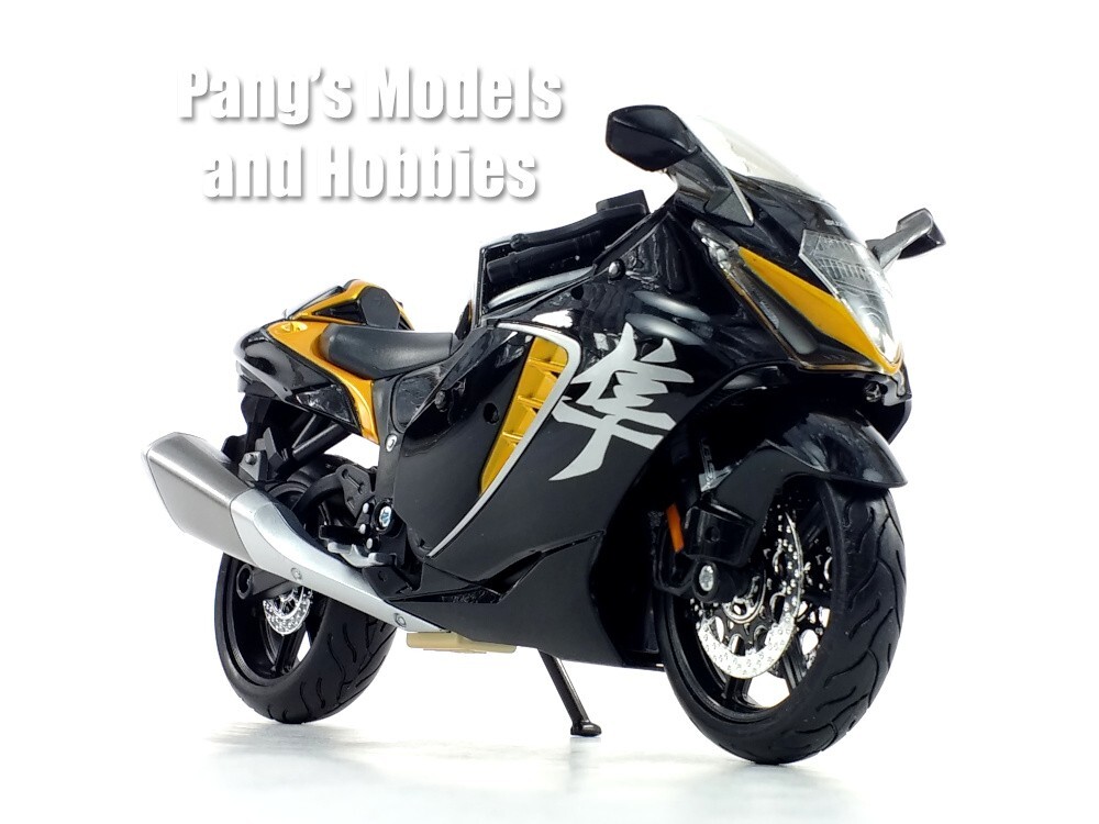 2022 Suzuki Hayabusa - Display Base 1/12 Scale Diecast Model