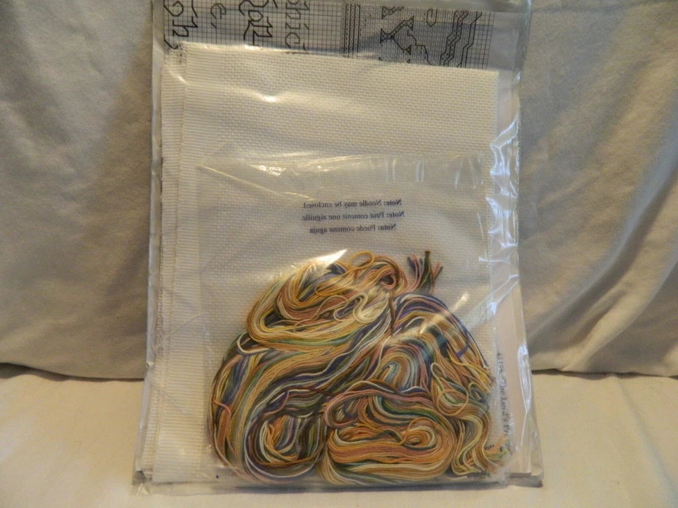 C-25 NUEVO KIT PUNTO DE CRUZ CONTADO BUCILLA B "ORACIÓN DEL SEÑOR" Foto 4 de 4