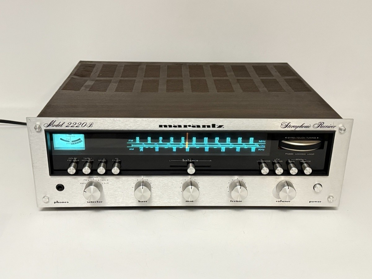 Vintage Marantz 2220B Stereophonic Receiver with LED Lights ~ 20W