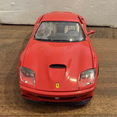 Ferrari 550 Maranello   Burago   1:18