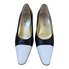 St John Two-Tone Cap Toe Kitten Heel Pump Leather 8.5 Classic Vintage