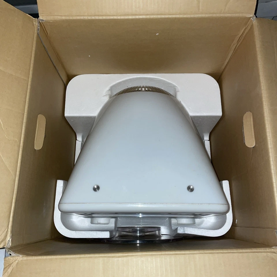 Apple eMac 1903 17" Desktop - M8951LL/A (May, 2003) - Original Box Tested - Image 4 of 4