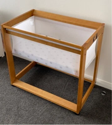 boori waratah change table