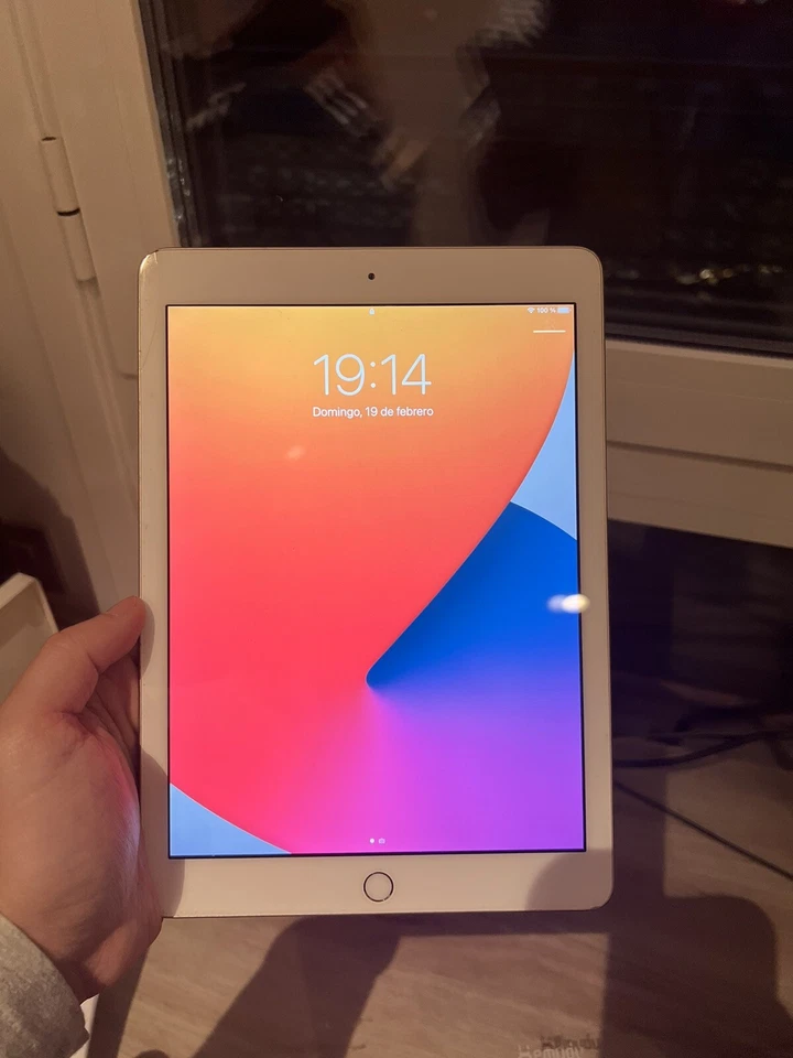 Apple iPad 5 generación - Imagen 2 de 4