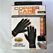 Copper Infused Compression Gloves Helps Soothe Aches And Pains