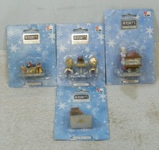 4 HERSHEY'S HOLIDAY VILLAGE CANDY CART, DELIVERIES, BISTRO, COCOA BEAN CRATES