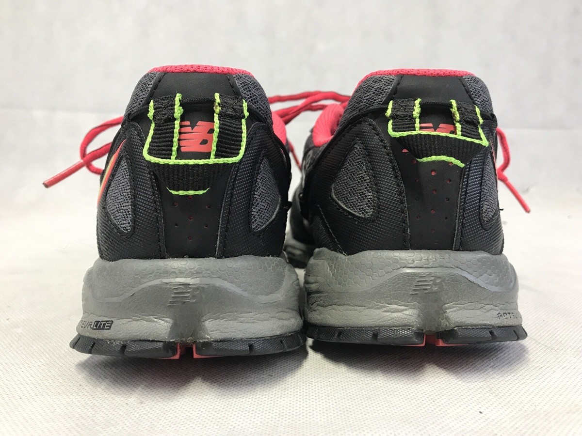 New Balance 610v2 Women's Size 10 D WT610BP2 Running Hiking Trail