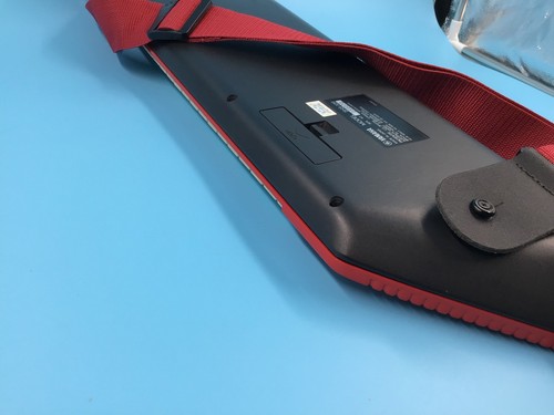 Yamaha SHS-10 Red FM Digital Shoulder Keyboard Midi Keytar getestet - Bild 19 von 19