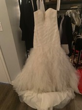 new with tag galina signature ivory size 6 style SWG523 woman wedding dress