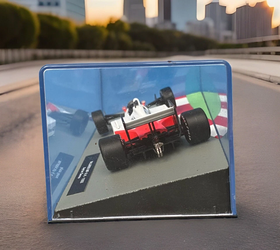 McLaren MP4/4 - 1988/ Ayrton Senna / Collector F1 World Championship Grand Prix - Photo 3/4