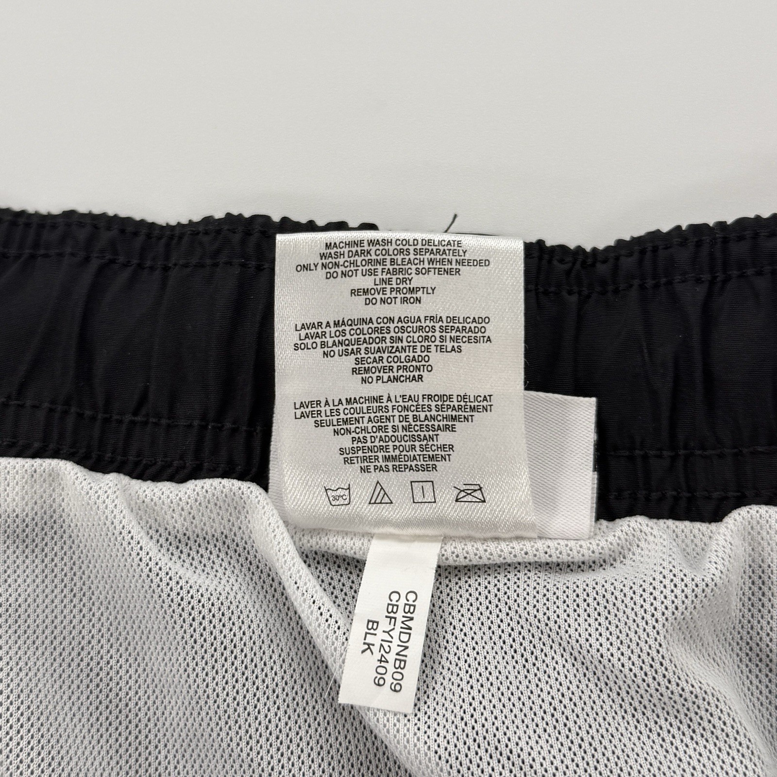 Calvin Klein Men's XXL Black Swim Trunks with Big Logo & Pockets image 9