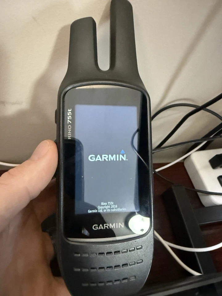 Garmin Rino 755t 2-Way GPS Radio Needs Battery - Image 2 of 4