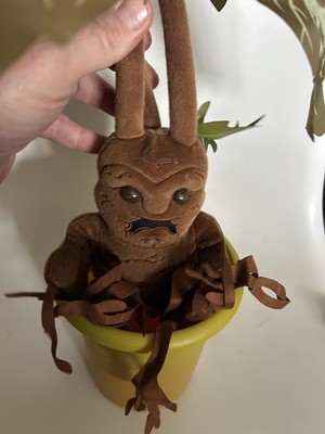 Harry Potter Pflanze Mandrake Plüsch interaktiv schreit und schüttelt Noble Collection 