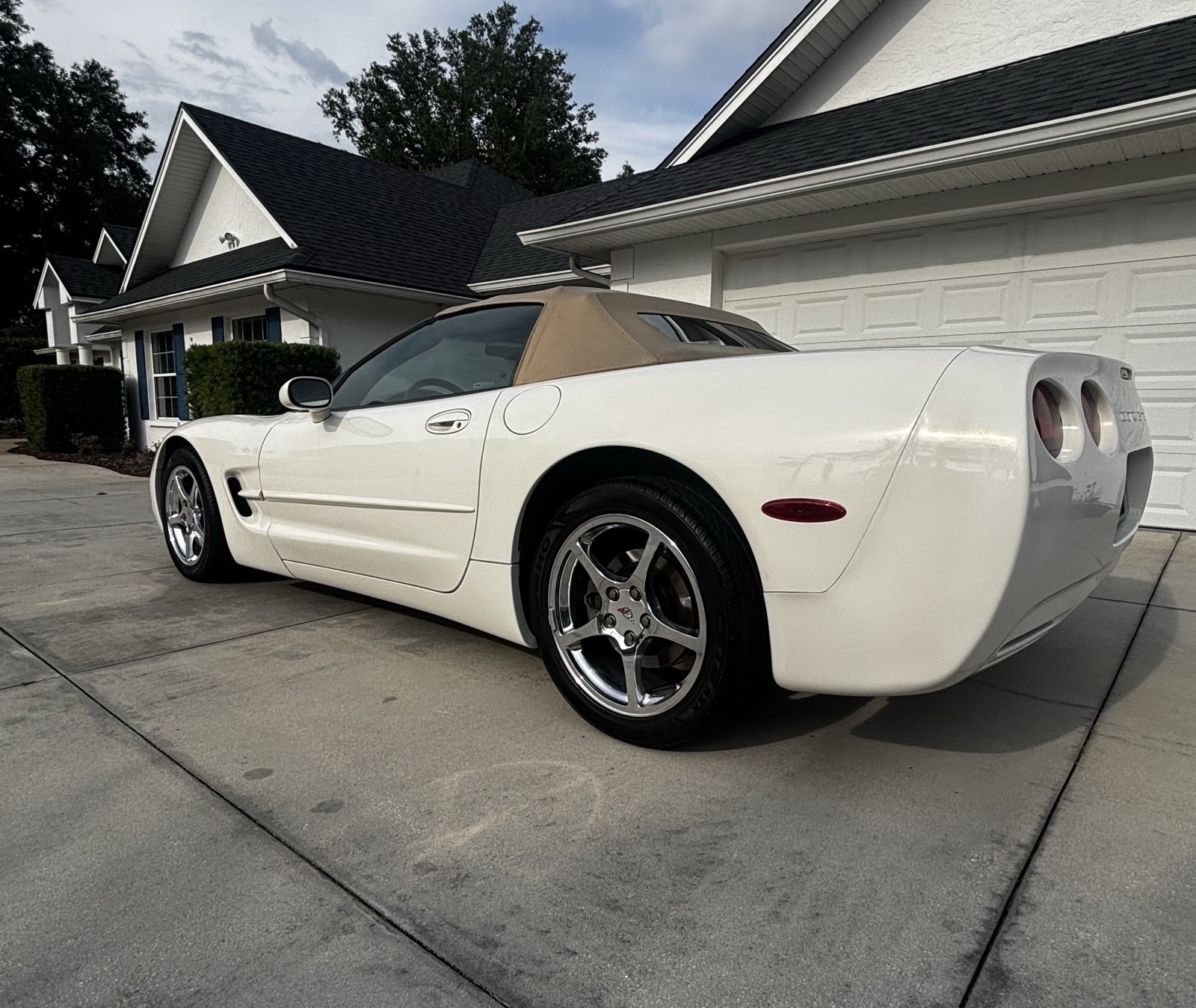 2001 White Chevrolet Corvette   | C5 Corvette Photo 7