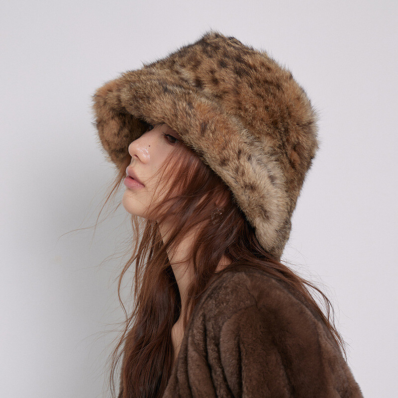 Retro Style Womens Hats Bucket Hat Real Rabbit Fur Leopard  display picture 3
