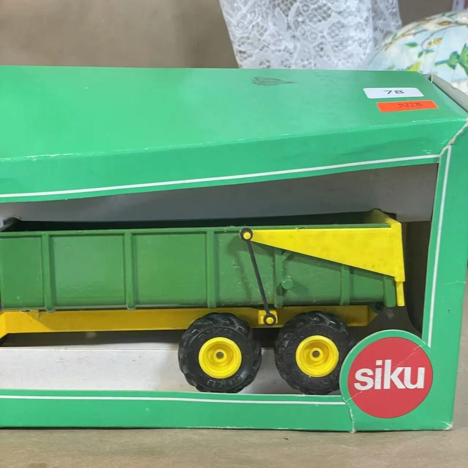 Siku Agritechnica 1995 JOHN DEERE 3300 MINT IN BOX 13" - Image 3 of 4